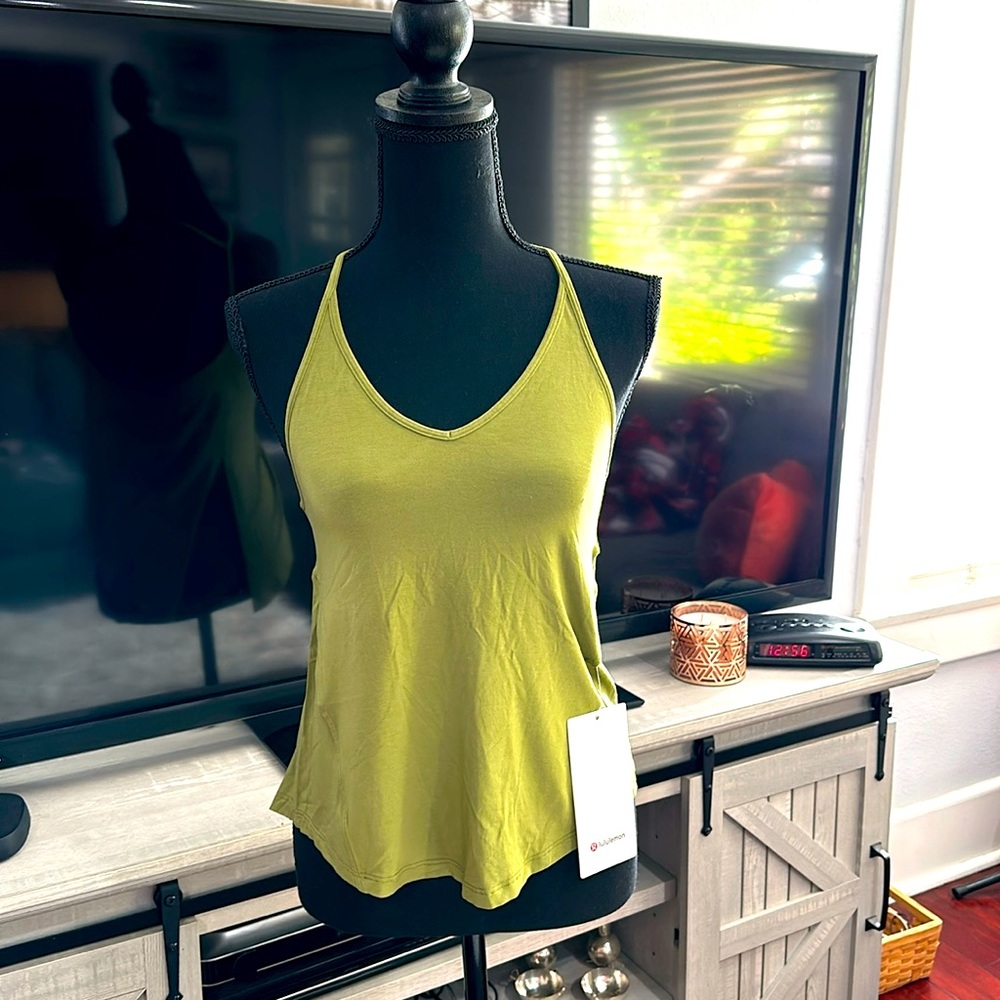 Lululemon Athletica Women’s Modal Yoga Silk Tank Top Size 2